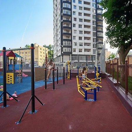 Sunny Golfstrim In Arcadia Apartment Odesa
